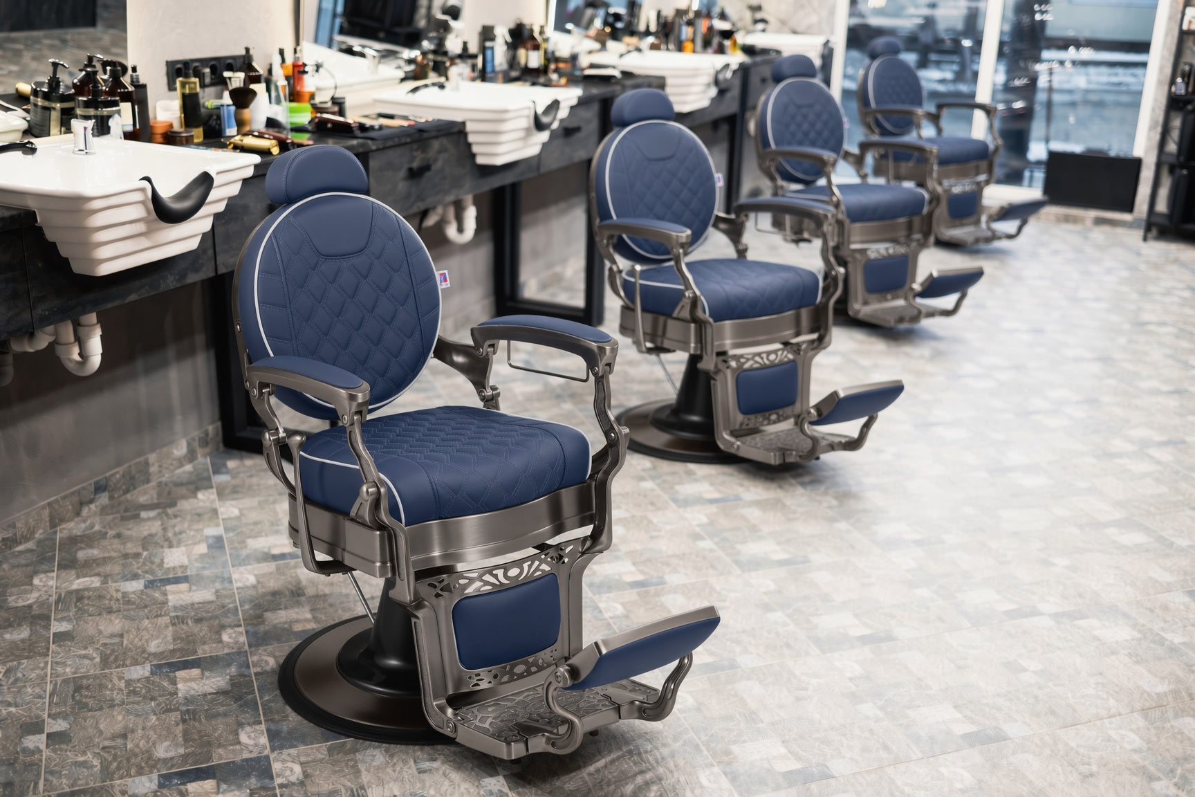 #5097 Vintage Hydraulic Barber Chair – 450 lb Capacity, 360° Swivel & 135° Recline Navy / Silver